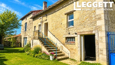 /international/fr/besse-charente-310106135494/
