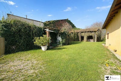 /international/fr/lussan-adeilhac-midi-pyrenees-310108316226/