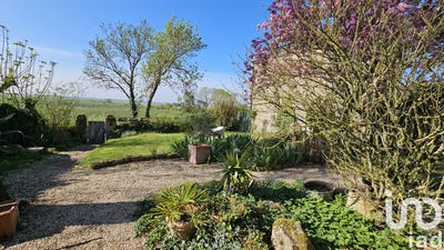 /international/fr/lavau-sur-loire-pays-de-la-loire-310098798459/?lang=zh-tw