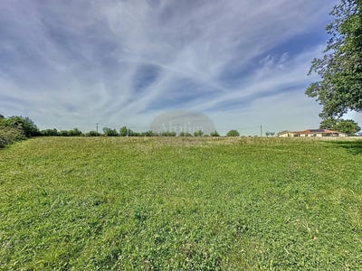/international/fr/lannemezan-midi-pyrenees-310100493292/