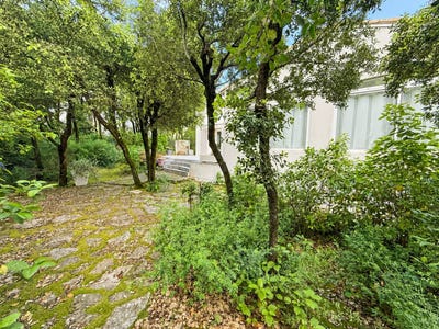 /international/fr/saint-gely-du-fesc-languedoc-roussillon-310108088665/