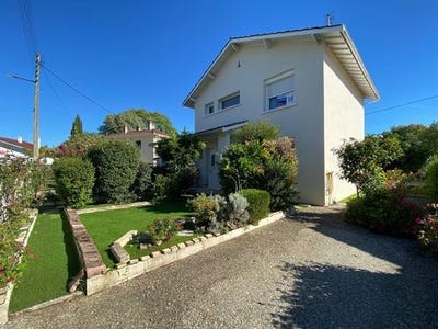 /international/fr/villeneuve-sur-lot-aquitaine-310119921947/