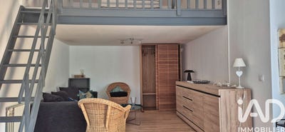 /international/fr/croix-chapeau-charente-310108562787/