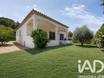 /international/fr/beaucaire-languedoc-roussillon-310108642684/