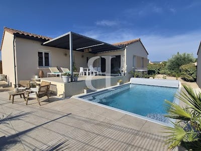 /international/fr/sainte-cecile-les-vignes-provence-alpes-cote-d-azur-310109938942/