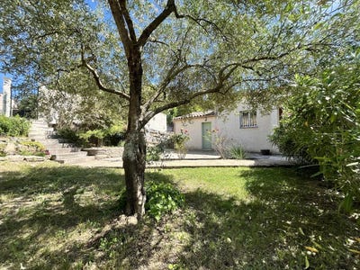 /international/fr/pompignan-languedoc-roussillon-310108315384/
