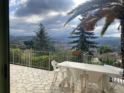 /international/fr/limoux-languedoc-roussillon-310098445675/