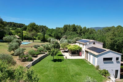 /international/fr/cadenet-provence-alpes-cote-d-azur-310098737143/?lang=zh-tw