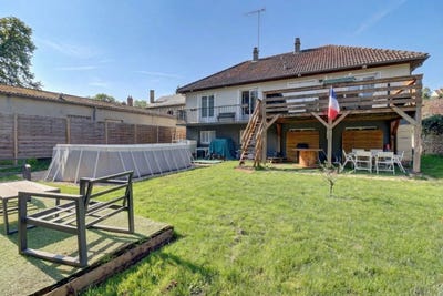 /international/fr/blois-centre-val-de-loire-310108952820/