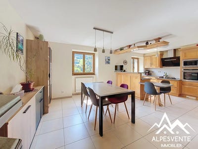 /international/fr/vailly-centre-val-de-loire-310099784650/