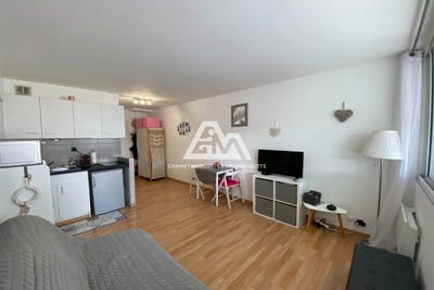 /international/fr/la-grande-motte-centre-val-de-loire-310098838773/