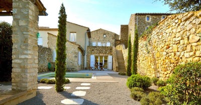 /international/fr/goudargues-languedoc-roussillon-310098710856/?lang=en