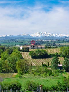 /international/fr/limoux-languedoc-roussillon-310103589709/