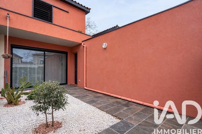 /international/fr/thuir-languedoc-roussillon-310105060050/