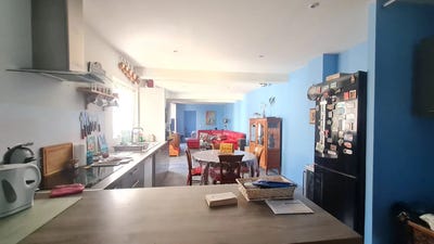 /international/fr/maintenon-centre-val-de-loire-310098838107/