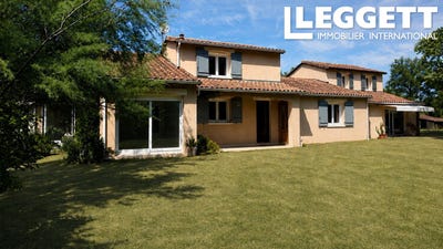 /international/fr/saint-estephe-charente-310108003713/