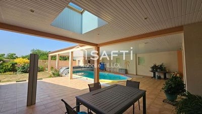/international/fr/lucon-pays-de-la-loire-310100742885/?lang=zh-tw