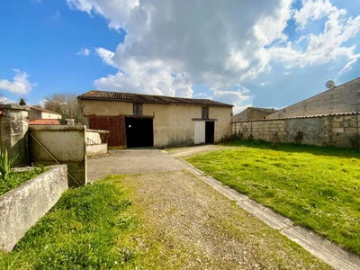 /international/fr/saint-genis-de-saintonge-charente-310106835057/