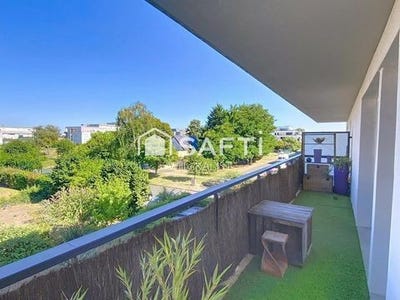 /international/fr/tours-centre-val-de-loire-310100877944/