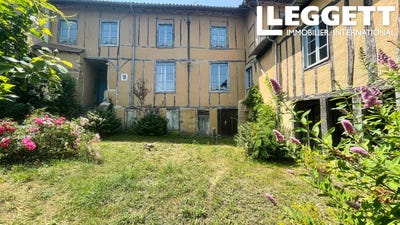 /international/fr/confolens-charente-310094809233/