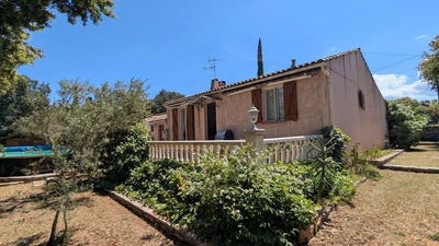 /international/fr/carces-provence-alpes-cote-d-azur-310100762562/