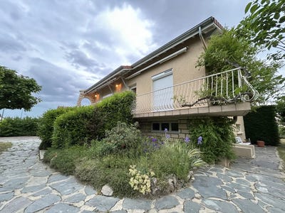 /international/fr/saint-marcellin-en-forez-pays-de-la-loire-310101182104/?lang=id
