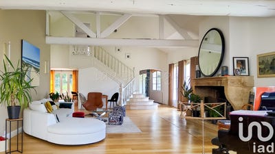/international/fr/noisy-le-roi-ile-de-france-310100137941/