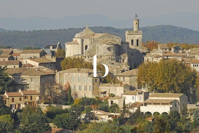 /international/fr/uzes-languedoc-roussillon-310100792434/