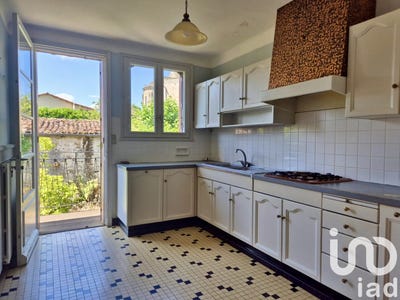 /international/fr/clisson-pays-de-la-loire-310100664354/