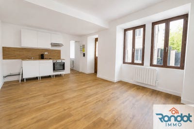 /international/fr/is-sur-tille-burgundy-310108929111/