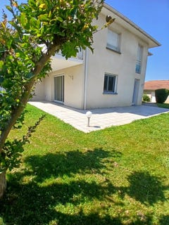 /international/fr/pau-rhone-310107815990/