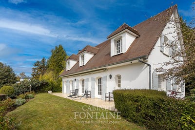 /international/fr/le-mont-saint-adrien-picardie-310119978640/