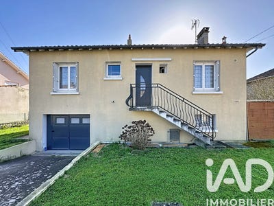/international/fr/thouars-charente-310106405148/