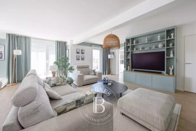 /international/fr/st-malo-brittany-310107650432/