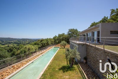 /international/fr/rochefort-du-gard-languedoc-roussillon-310100825841/?lang=zh-tw