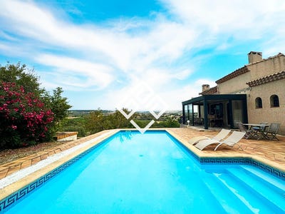 /international/fr/puisserguier-languedoc-roussillon-310101230742/?lang=id