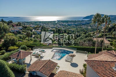 /international/fr/mandelieu-la-napoule-provence-alpes-cote-d-azur-310100829725/?lang=pt