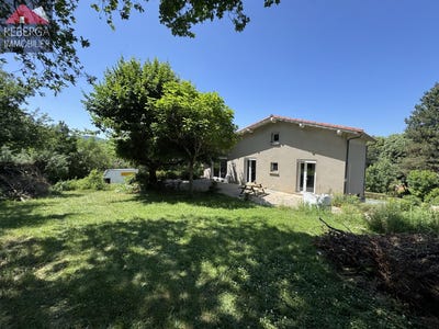 /international/fr/aiguefonde-midi-pyrenees-310100388058/?lang=zh-tw