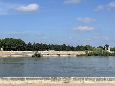 /international/fr/arles-provence-alpes-cote-d-azur-310100281802/