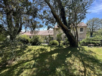 /international/fr/saint-mary-charente-310107922179/