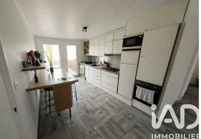 /international/fr/saint-jacques-de-la-lande-brittany-310105651302/