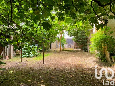 /international/fr/castillon-la-bataille-aquitaine-310097187189/