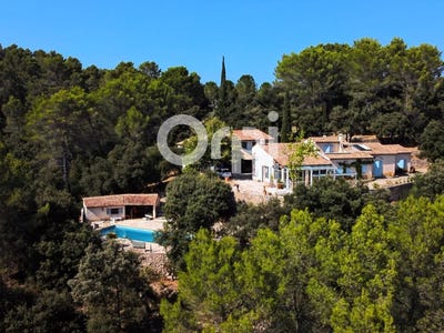 /international/fr/pignans-provence-alpes-cote-d-azur-310109936470/