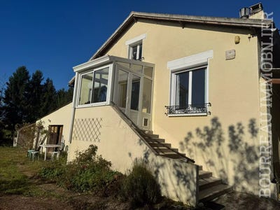 /international/fr/21-rue-de-l-erable-la-celle-saint-cyr-burgundy-310098892614/