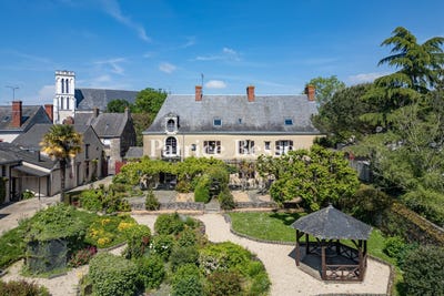 /international/fr/angers-pays-de-la-loire-310108866667/