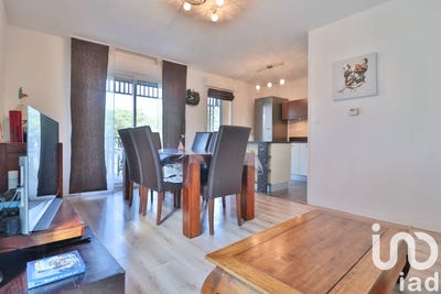 /international/fr/la-chapelle-sur-erdre-pays-de-la-loire-310099614008/
