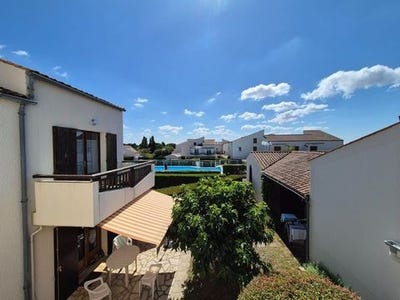/international/fr/st-palais-sur-mer-charente-310101385599/?lang=es
