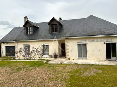 /international/fr/faverolles-sur-cher-centre-val-de-loire-310106401879/