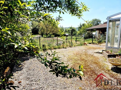 /international/fr/pisseloup-ardennes-310098792169/?lang=en