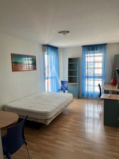 /international/fr/la-roche-sur-yon-pays-de-la-loire-310105719134/
